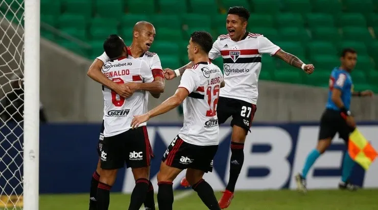 Comemoração dos jogadores do São Paulo (Foto: Getty Images)