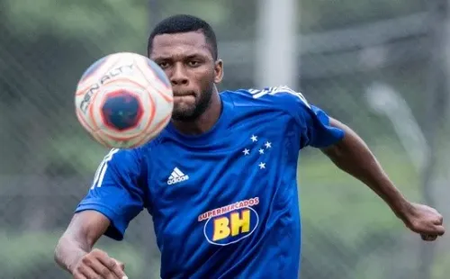 Treino do Cruzeiro Sub-20, no Complexo Esportivo da Vila Porto, em Barueri-SP. Foto: Gustavo Aleixo/Cruzeiro IMPORTANTE: Imagem destinada a uso institucional e divulgação, seu uso comercial está vetado incondicionalmente por seu autor e o Cruzeiro Esporte Clube. IMPORTANT: image intended for institutional use and distribution. Commercial use is prohibited unconditionally by its author and Cruzeiro Esporte Clube.