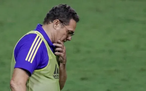 PE - Recife - 17/08/2021 - BRASILEIRO B 2021, NAUTICO X CRUZEIRO - Vanderlei Luxemburgo tecnico do Cruzeiro durante partida contra o Nautico no estadio Aflitos pelo campeonato Brasileiro B 2021. Foto: Rafael Vieira/AGIF