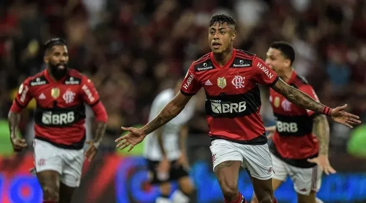 Bruno Henrique não será problema para a final contra o Palmeiras. Foto: Thiago Ribeiro/ AGIF