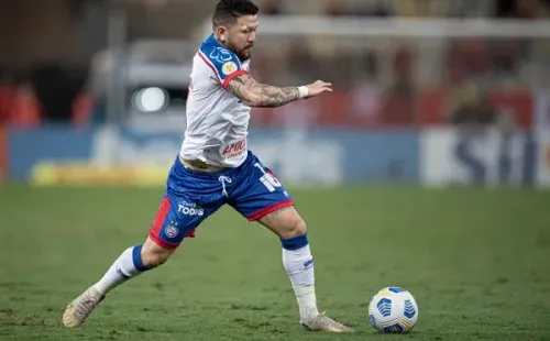 Foto: (Jorge Rodrigues/AGIF) - Rossi é o maior garçom do Bahia na Série A com cinco assistências concedidas em 19 jogos