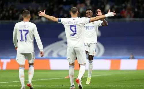 Vini Jr e Benzema são donos do ataque do Real Madrid (Photo by Gonzalo Arroyo Moreno/Getty Image)
