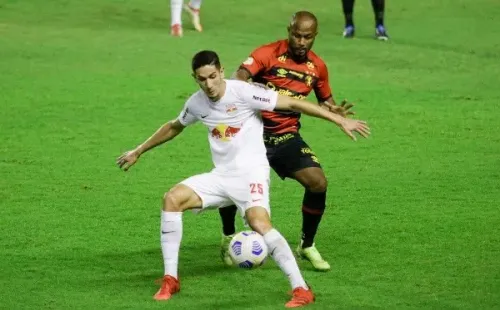 Foto: Rafael Vieira/AGIF | Em duelo antecipado, o Bragantino venceu o Sport por 3 x 0