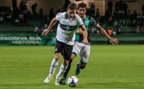 Foto: Gabriel Machado/AGIF - Nathan: Pode ganhar chances em 2022