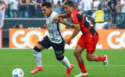 Foto: Marcello Zambrana/AGIF – Jogador foi importante em mais uma vitória do Timão que levou o time ao quarto lugar