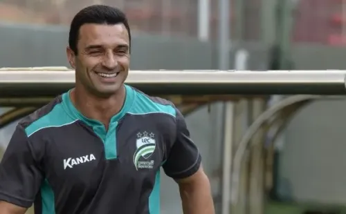 Foto: Foto: Andre Yanckous / Conheça um pouco sobre o técnico Júnior Rocha, o novo comandante escolhido pelo Figueirense/ Júnior Rocha quando treinava o Luverdense.