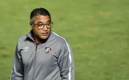 Foto:Thiago Ribeiro/AGIF | Roger Machado entra em pauta no Internacional