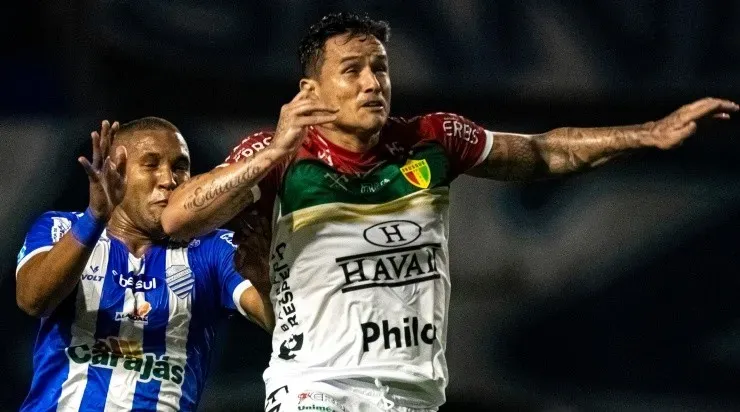 Foto:Celio Junior/AGIF – Edu reiterou desejo de defender o Vasco em 2022, mas respeita contrato no Brusque