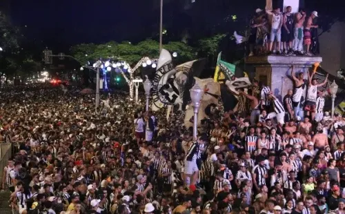 Foto:Fernando Moreno/AGIF | Torcida atleticana faz festa em Belo Horizonte