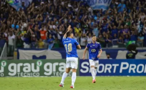 Foto: Fernando Moreno/AGIF -Rafael Sobis jogador do Cruzeiro durante partida contra o Náutico