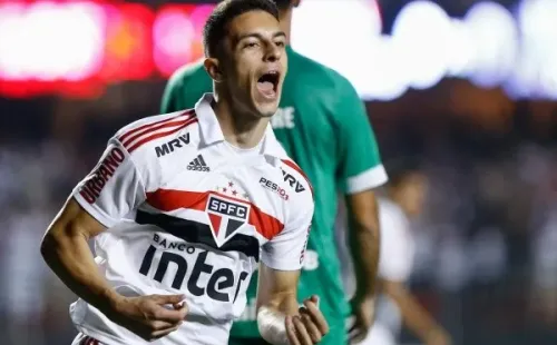 Foto:Marcello Zambrana/AGIF – Shaylon rescindiu com São Paulo e está livre no mercado