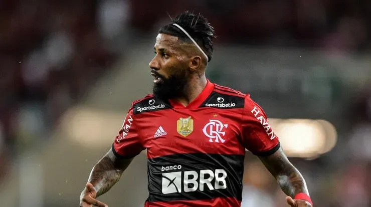 Rodinei pode deixar o Flamengo em 2022. Foto:Thiago Ribeiro/AGIF