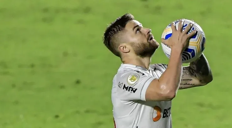 Foto: Thiago Ribeiro/AGIF - Atacante deve ser titular contra o Grêmio.