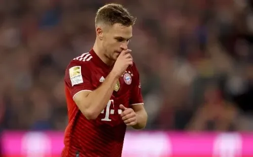 Kimmich do Bayern contraiu sequelas pulmonares por conta do Covid-19(Photo by Alexander Hassenstein/Getty Images)