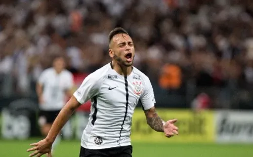 Foto: Daniel Vorley/AGIF – Maycon foi campeão brasileiro com o Corinthians e é um dos destaques do Shakhtar