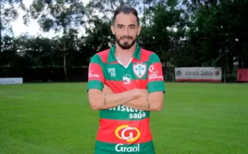 Eduardo Diniz foi anunciado pela Portuguesa nesta segunda-feira (13) (Foto: Dorival Rosa/Portuguesa)