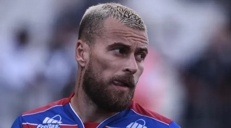 Lucas Lima tem futuro incerto no Fortaleza. Foto:Ettore Chiereguini/AGIF