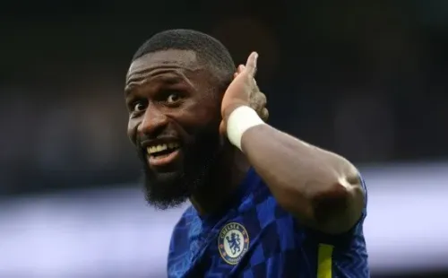 Rudiger está em reta final de contrato com o Chelsea (Foto: Getty Images)