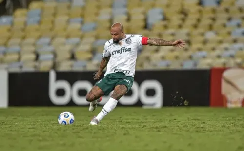 Felipe Melo foi capitão do Palmeiras na temporada 2021 (Foto: Thiago Ribeiro/AGIF)