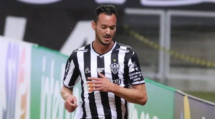 Foto: Fernando Moreno/AGIF - Zagueiro é multicampeão pelo Galo.