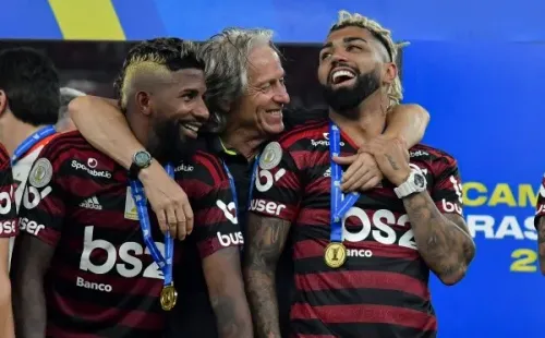 Foto: Thiago Ribeiro/AGIF | Jorge Jesus criou uma grande conexão com o Flamengo