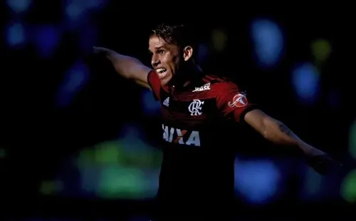 Foto:Alexandre Loureiro/Getty Images – Cuellar jogou no Flamengo de 2016 a 2019 e pode estar de saída de clube saudita