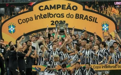 Foto: Robson Mafra/AGIF – Galo foi campeão da Copa do Brasil e do Brasileirão em 2021