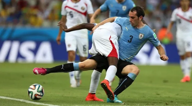 Foto: Adalberto Marques/AGIF - Godín tem muita experiência na Europa.