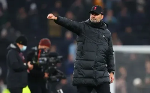 Klopp reclama de calendário de jogos do Liverpool (Photo by Julian Finney/Getty Images)