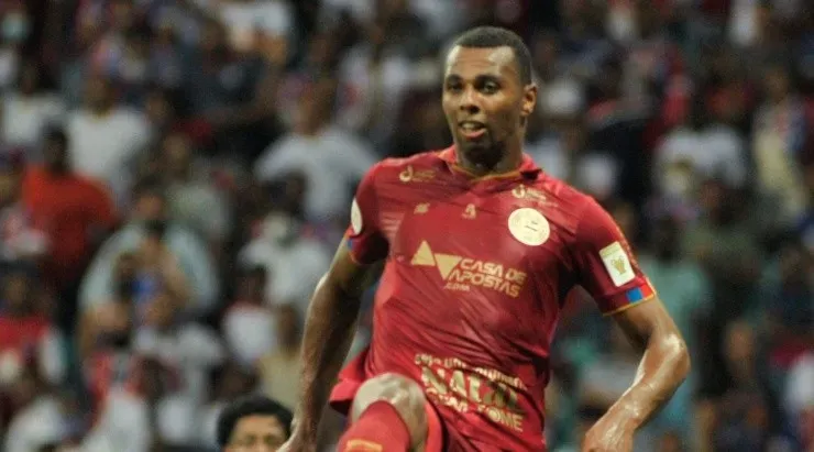 Foto: Jhony Pinho/AGIF - Luiz Otávio: vestiu a camisa do Bahia em 2021