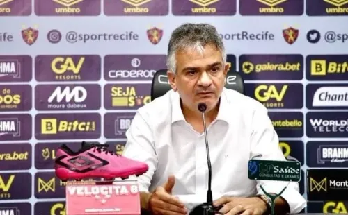 Augusto Carreras informou que Diego Souza não jogará no Sport em 2022. Foto: Anderson Stevens/ Sport