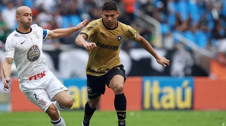 Foto: Satiro Sodre/AGIF/Flickr do Botafogo - O Glorioso ainda não desistiu de repatriar o atacante