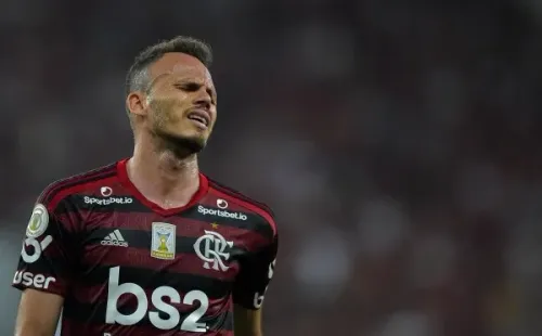Foto:Thiago Ribeiro/AGIF – Renê ganha em torno de R$ 210 mil mensais no Flamengo