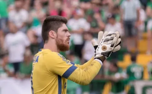 Maurício Kozlinski é o novo reforço do Guarani (Foto: Liamara Polli/AGIF)