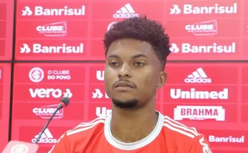 Lucas Ribeiro: Não deixou saudades no Beira-Rio (Foto: Ricardo Duarte/Internacional)