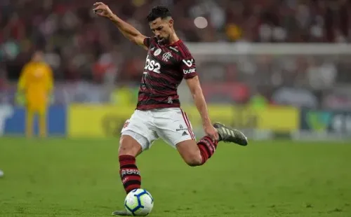 Foto: Thiago Ribeiro/AGIF – Pablo Marí quando atuava pelo Flamengo