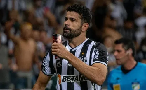 Foto:Alessandra Torres/AGIF – Diego Costa e Atlético-MG discutem rescisão e abre o caminho para ir ao Corinthians. Será?