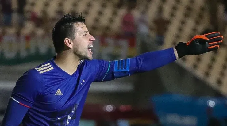 Fábio seria o reforço ideal para o Cruzeiro. Foto:Ronald Felipe/AGIF