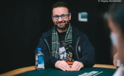 Daniel Negreani (Foto: Hayley Hochstetler/PokerNews)