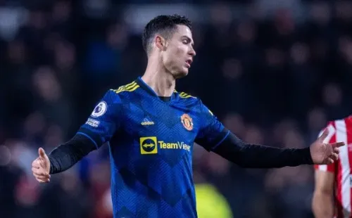 (Photo by Sebastian Frej/MB Media/Getty Images) Cristiano Ronaldo saí irritado de campo