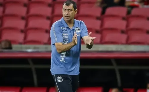 Fabio Carille está com COVID-19 e retorna contra o Corinthians (Foto: Pedro H. Tesch/AGIF)