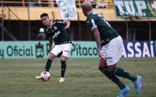 Foto: Ettore Chiereguini/AGIF | Comportamento durante o jogo e no dia a dia de Atuesta foi enaltecido por Abel Ferreira