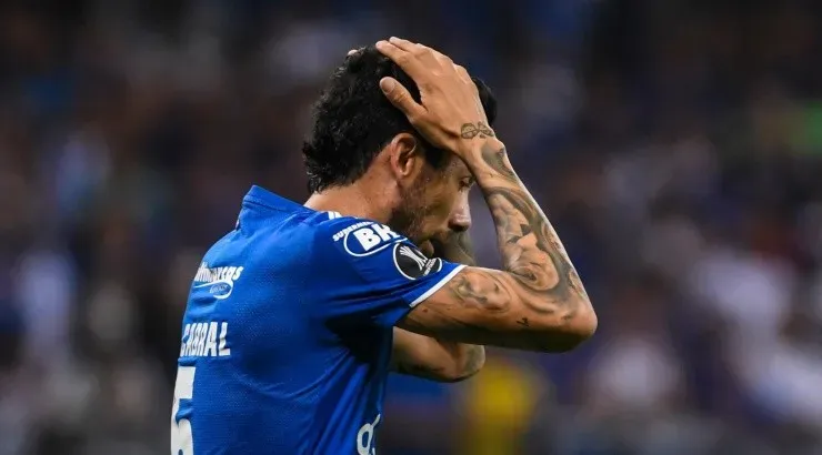 (Photo by Pedro Vilela/Getty Images) - Medalhão era constantemente criticado pelos torcedores.