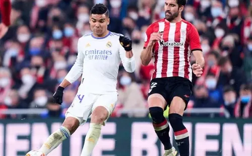 Foto: Juan Manuel Serrano Arce/Getty Images – Casemiro em ação pelo Real Madrid