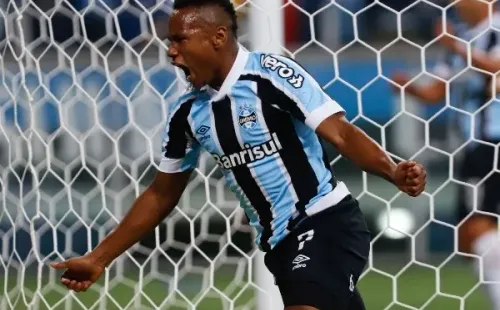 O prazo estipulado pelo departamento médico é de duas semanas -Foto: Maxi Franzoi/AGIF