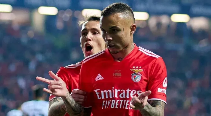 (Photo by Jose Manuel Alvarez/Quality Sport Images/Getty Images) - Everton cresceu de produção no Benfica.