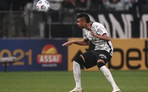 Cantillo pode perder vaga no time - Foto: Ettore Chiereguini/AGIF