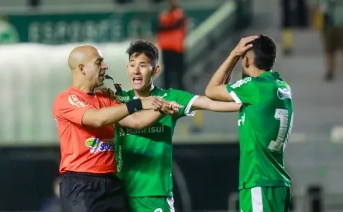 (Foto: Luiz Erbes/AGIF)