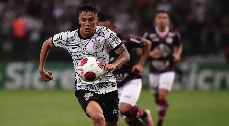 Foto: Ettore Chiereguini/AGIF - Mantuan começou essa temporada como titular.