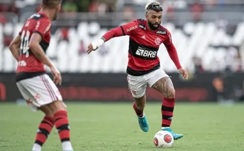Jorge Rodrigues/AGIF/ Flamengo em campo contra o Fluminense